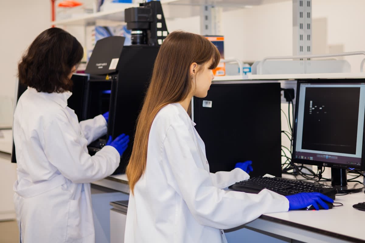Laboratory setting with metabolic testing equipment