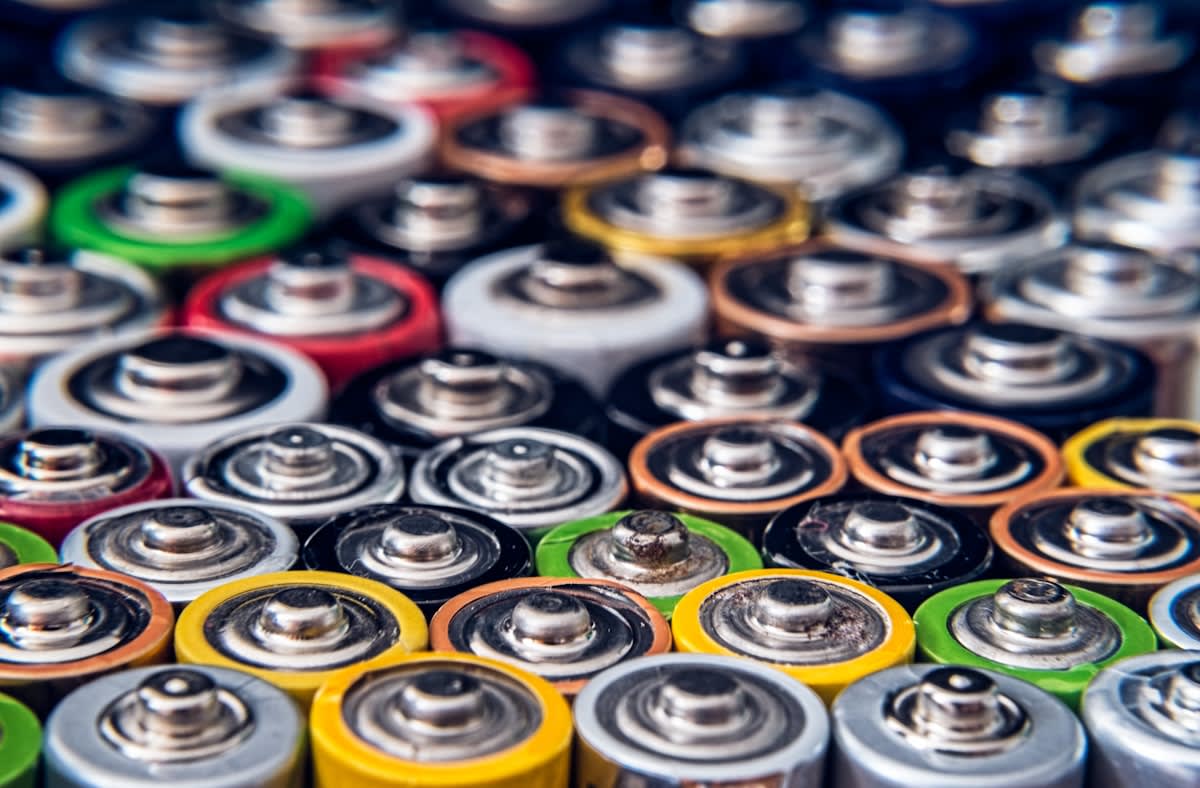 Industrial battery manufacturing line showing sodium ion cells