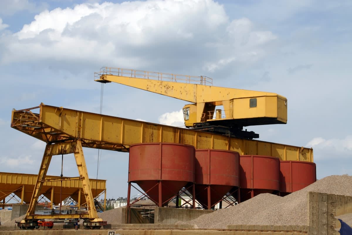 industrial sand storage silo