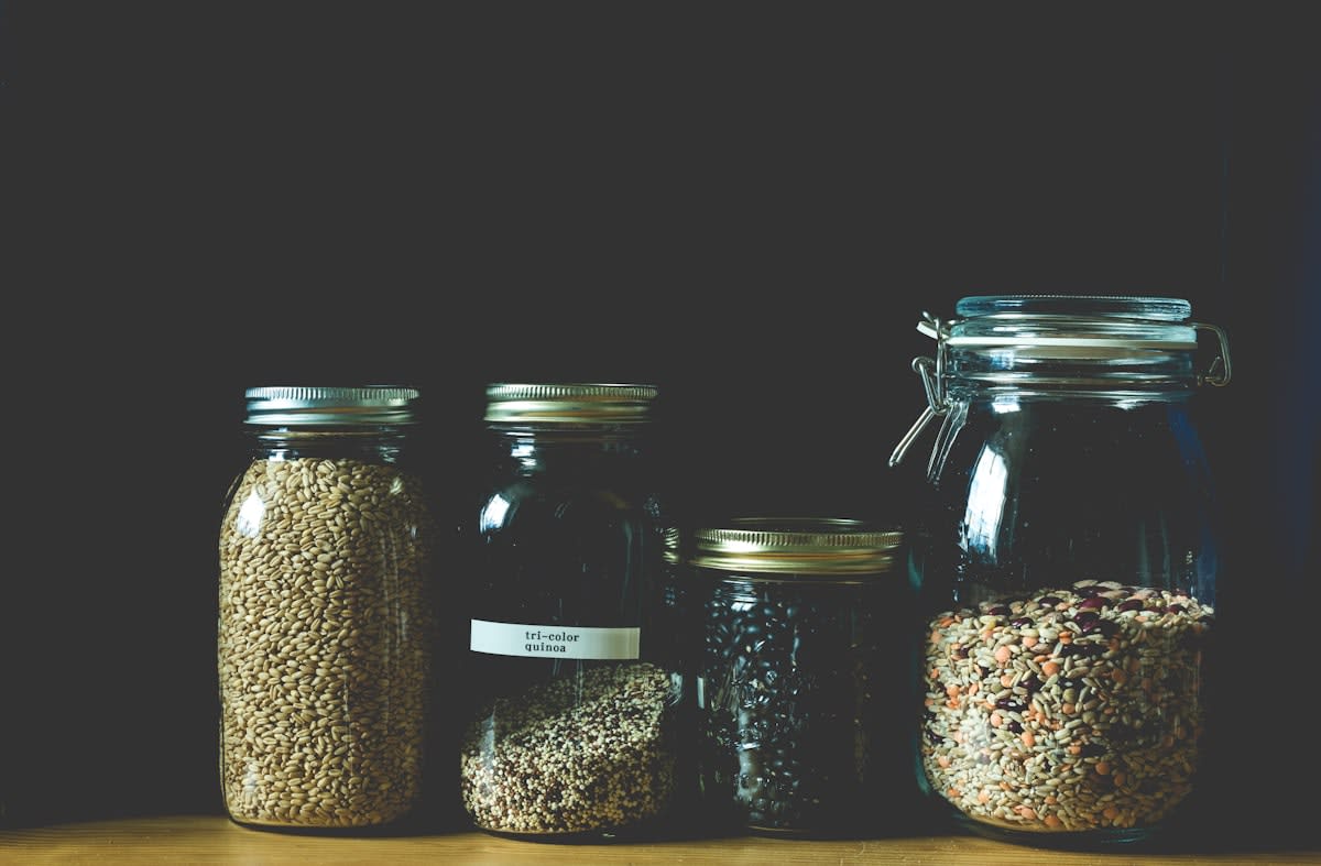 Bulk grains and legumes in glass jars