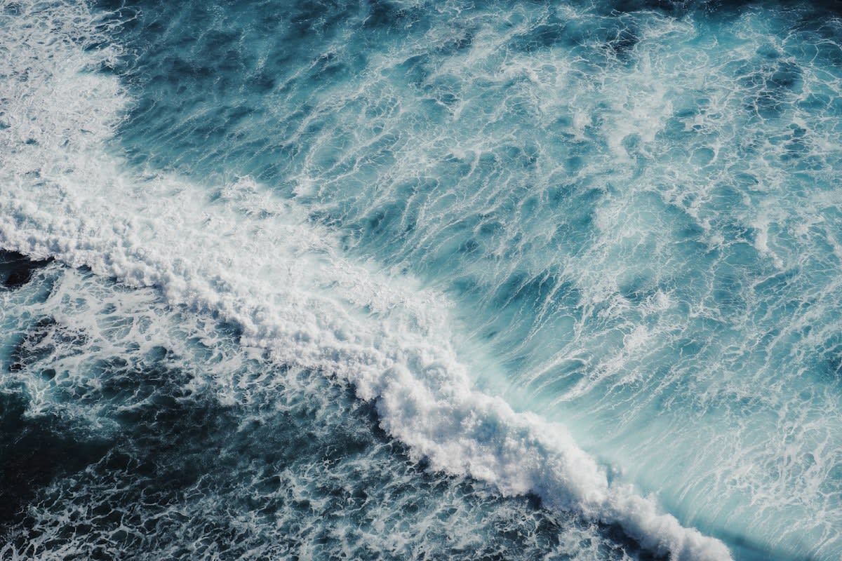 ocean waves and pollution