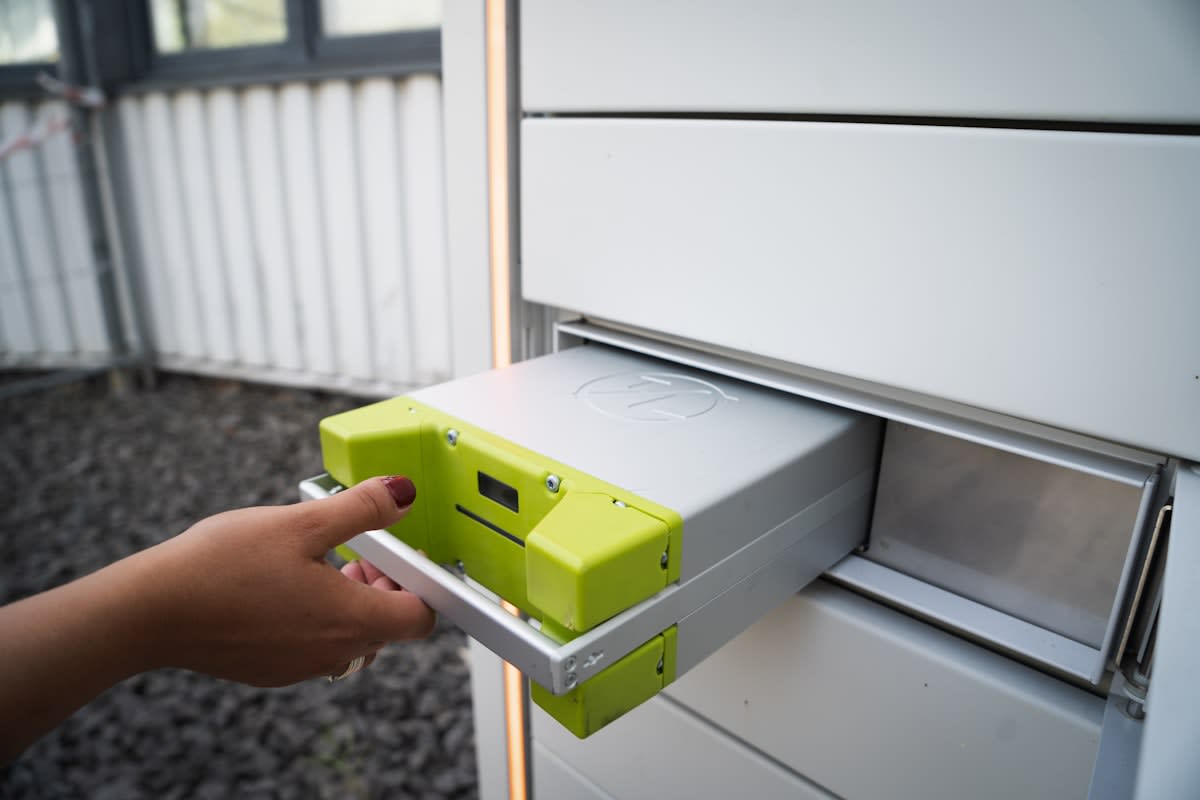 Home battery storage system installation