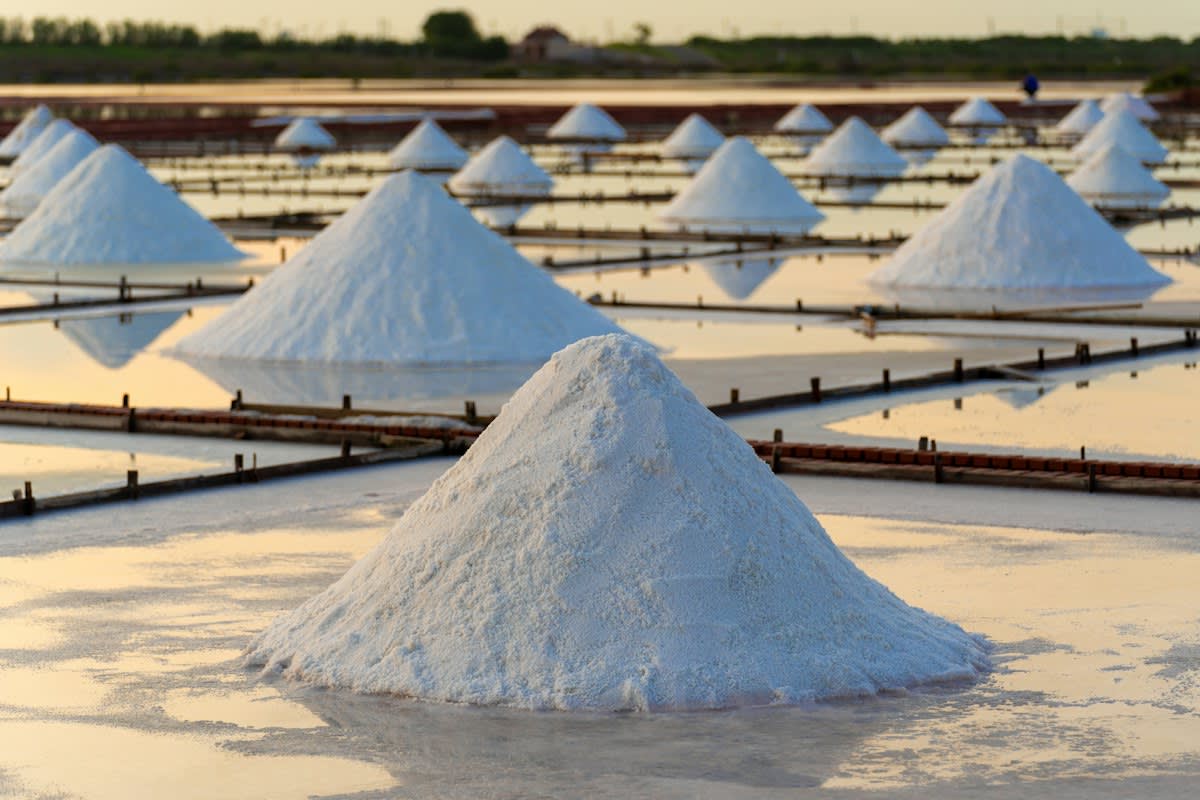 salt and sand materials