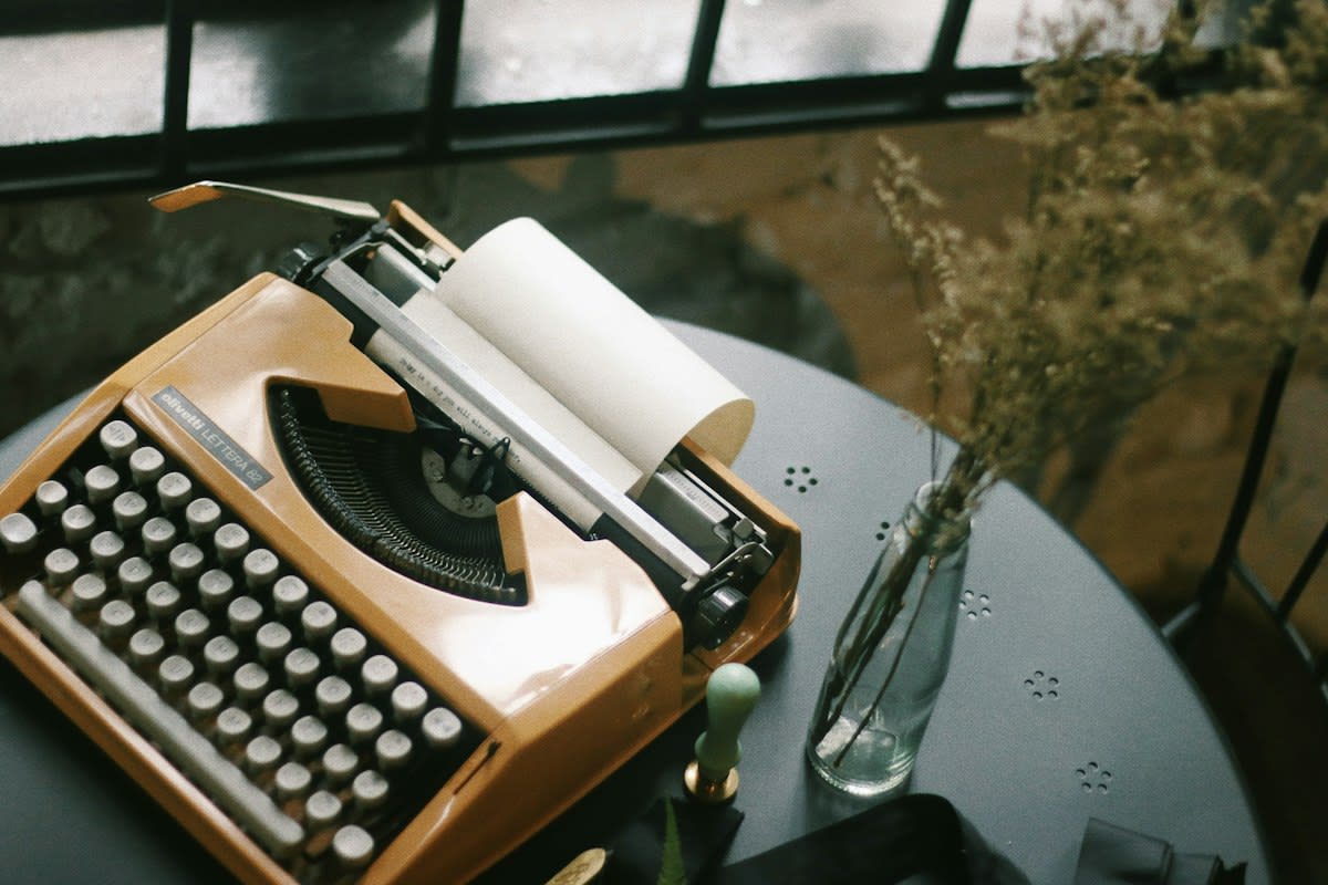 old typewriter on desk