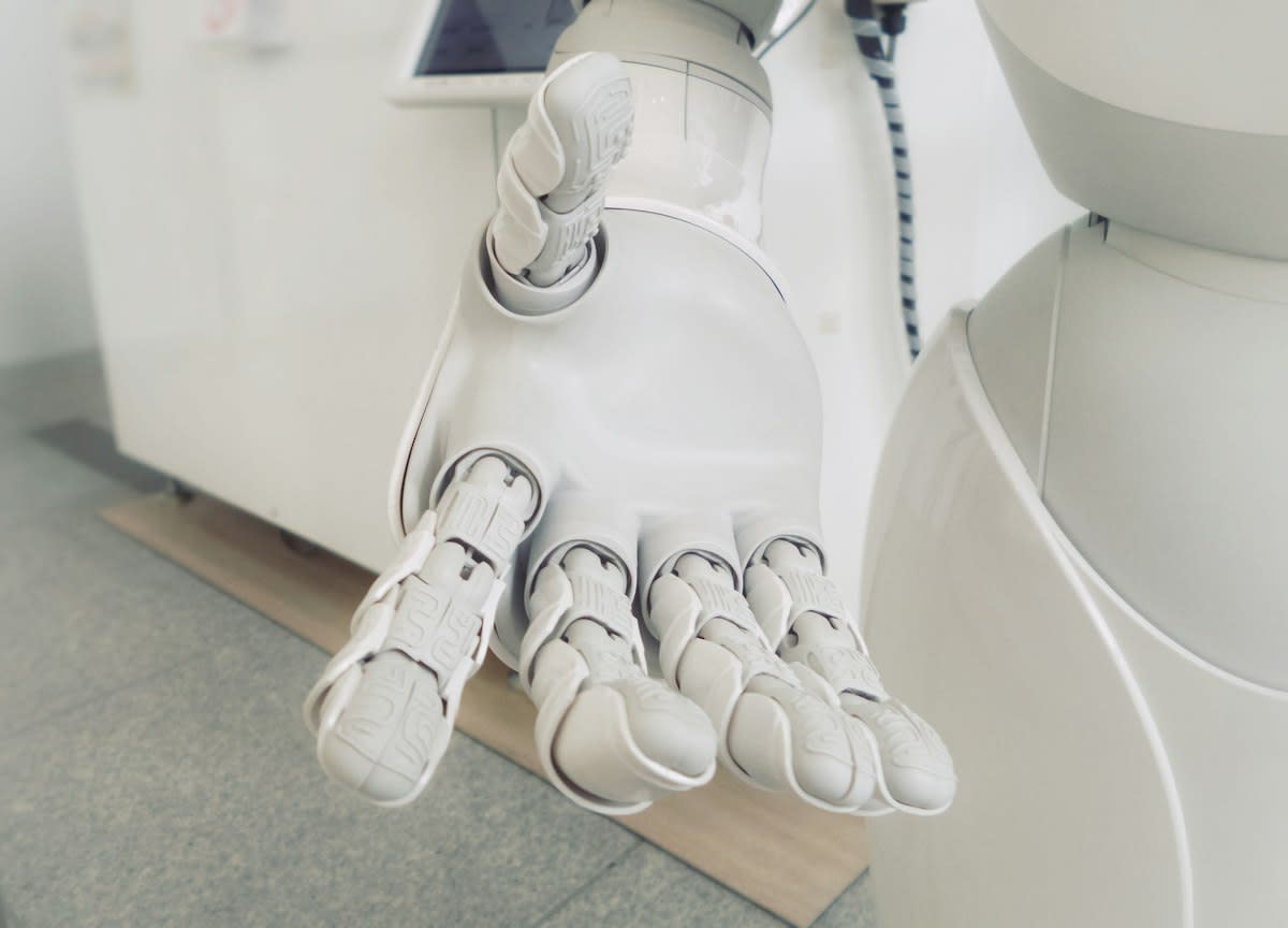 Robotic physical therapy equipment