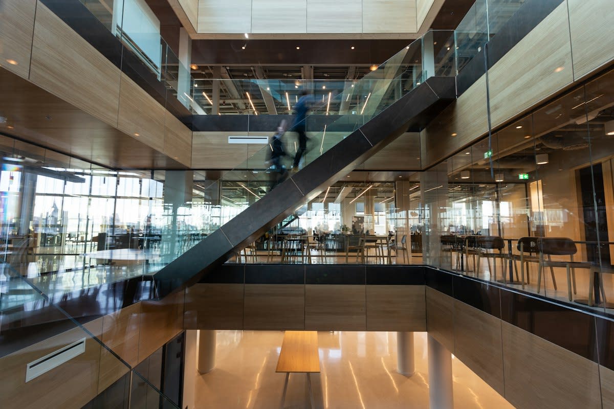 minimalist corporate office architecture