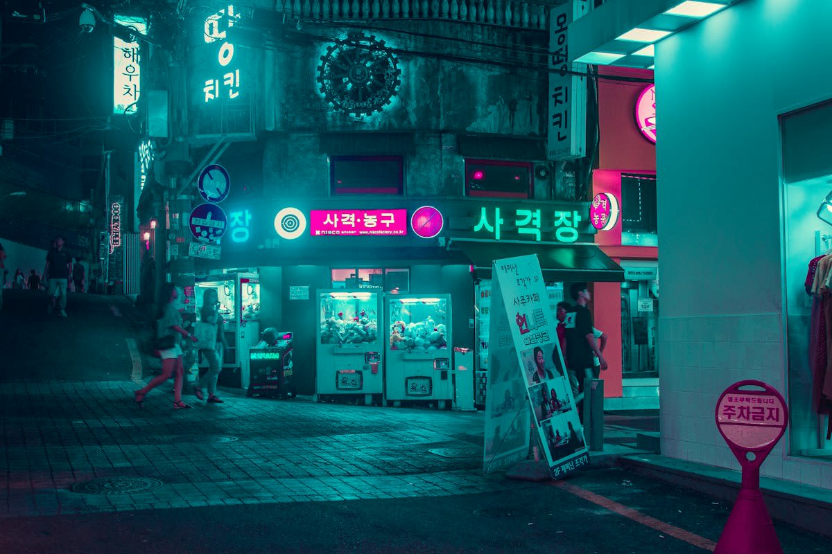 Night city lights Seoul Gangnam