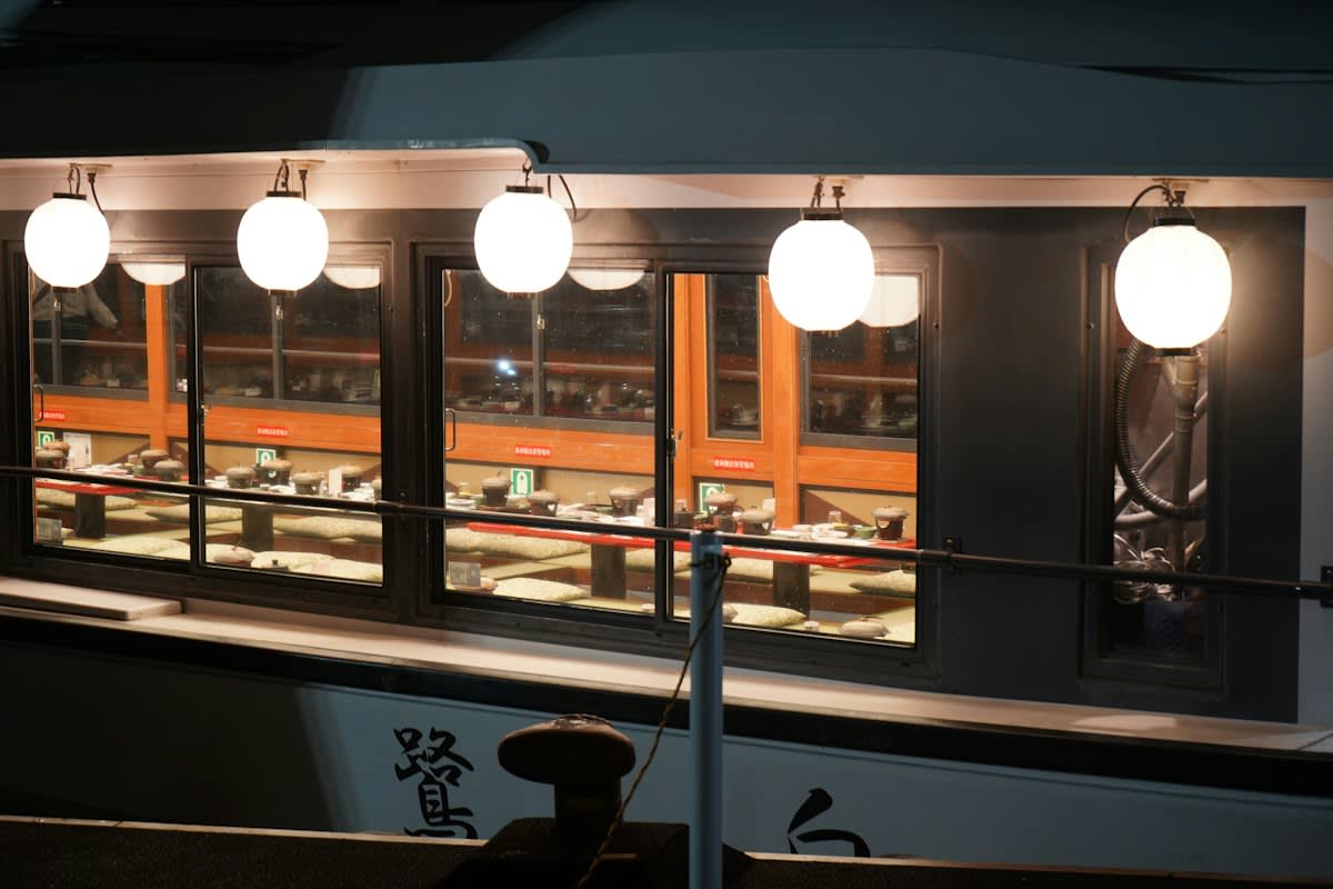 Tokyo capsule hotel interior