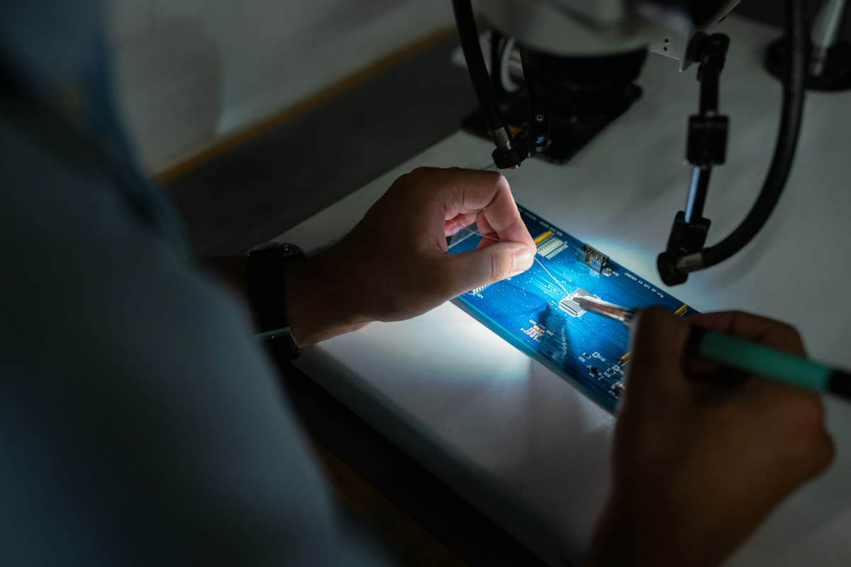Laboratory equipment analyzing a painting