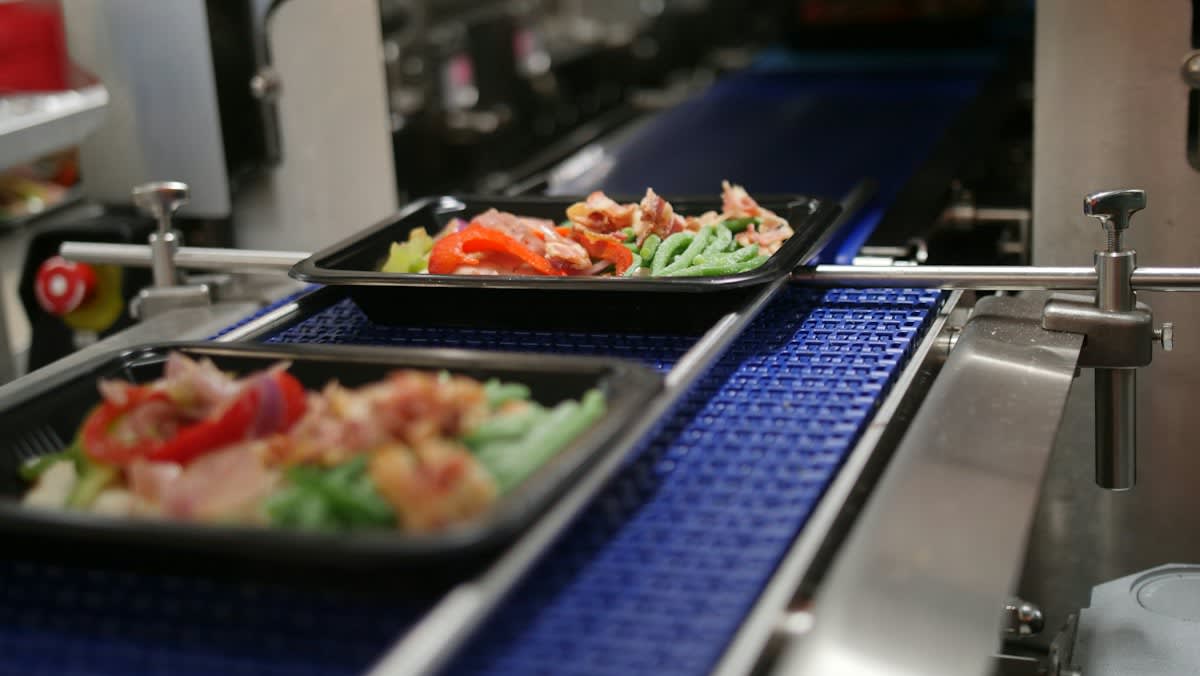 AI digital twin food production screen