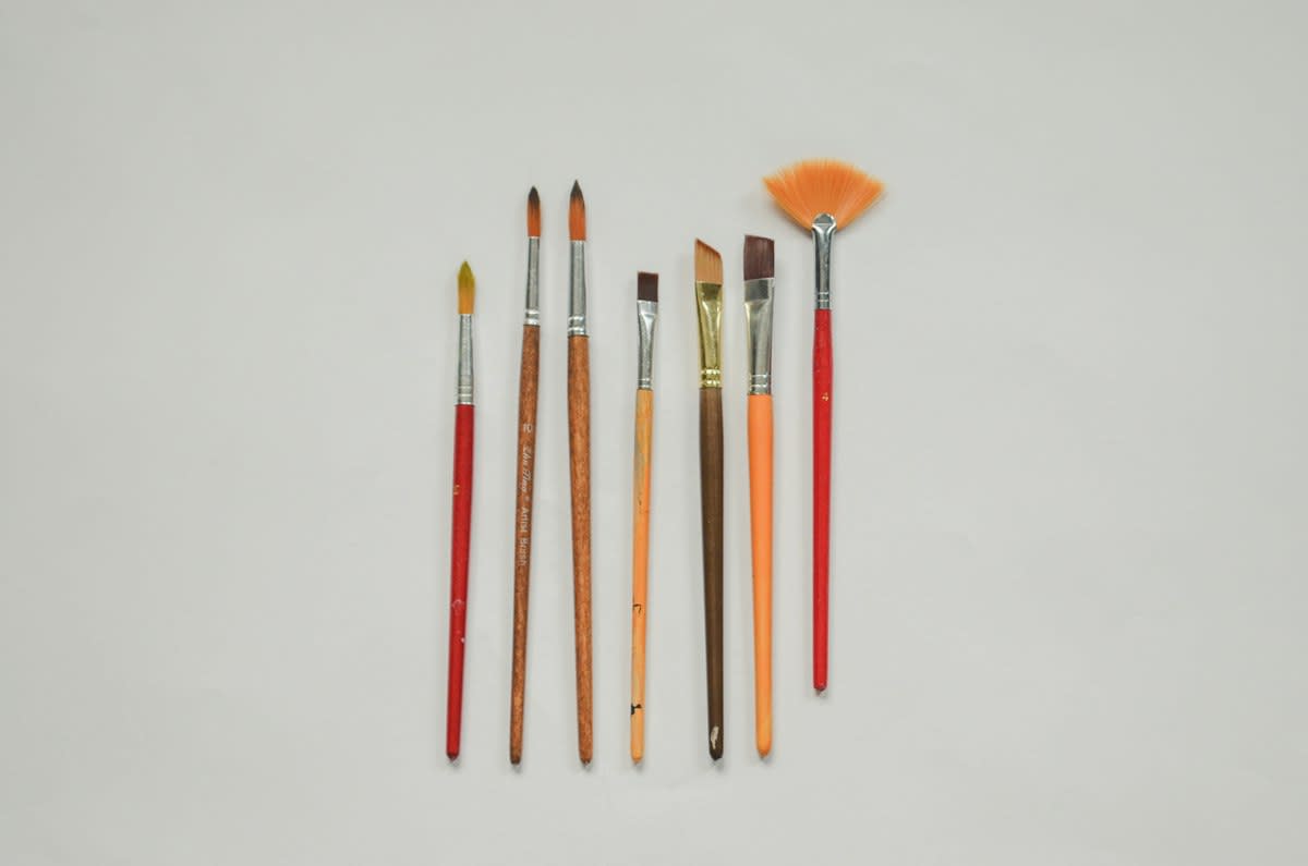 Art restoration tools and brushes