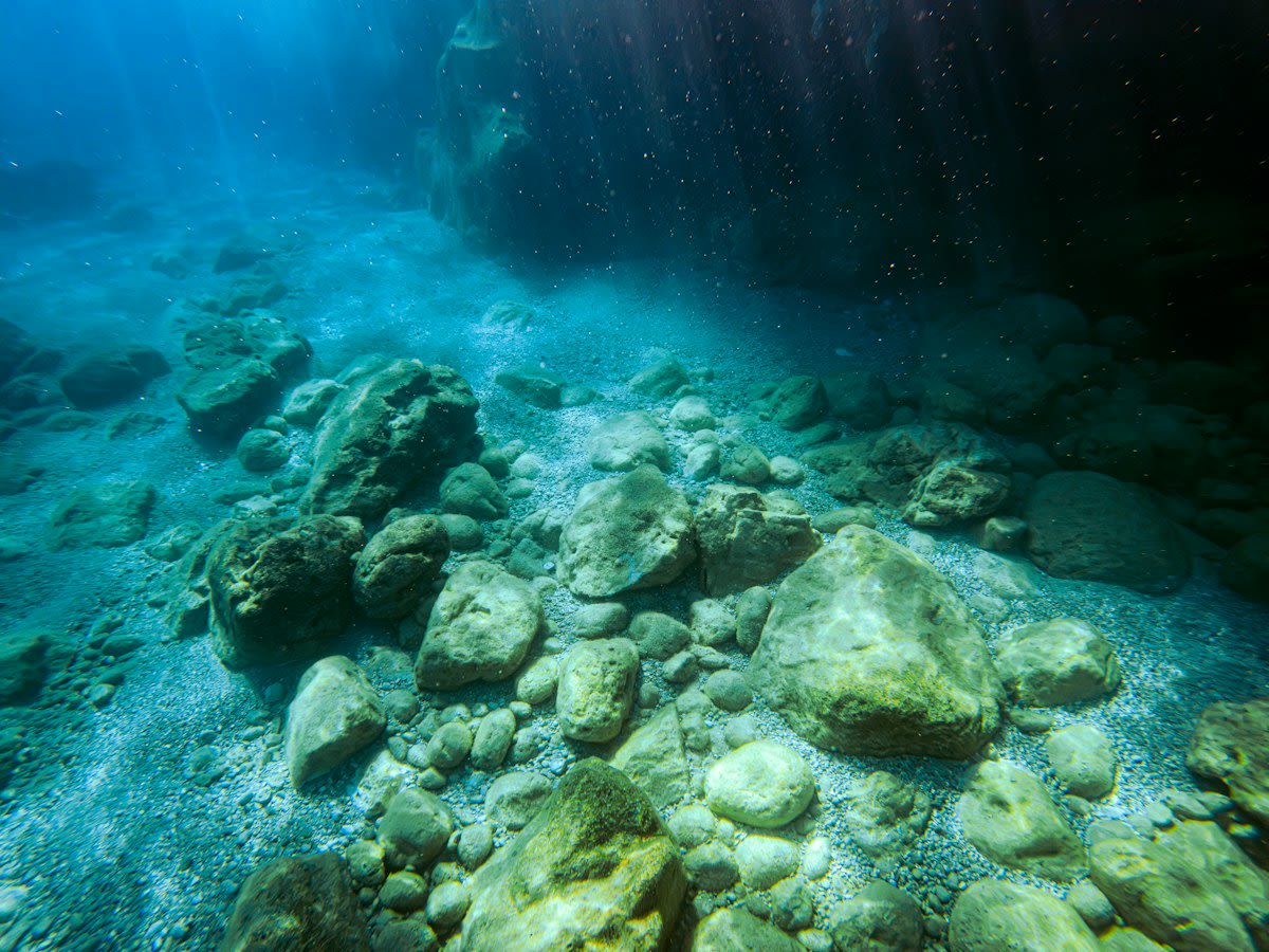 Deep sea ocean floor nodules