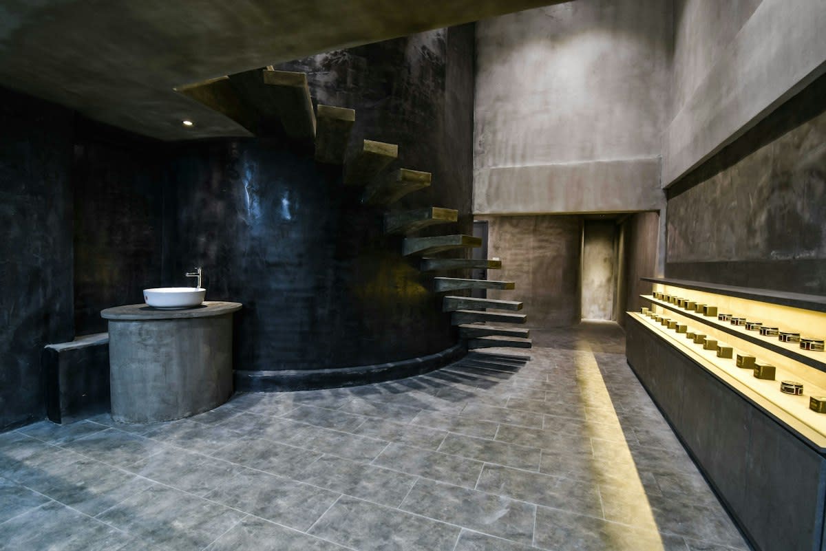 Industrial luxury interior with raw concrete