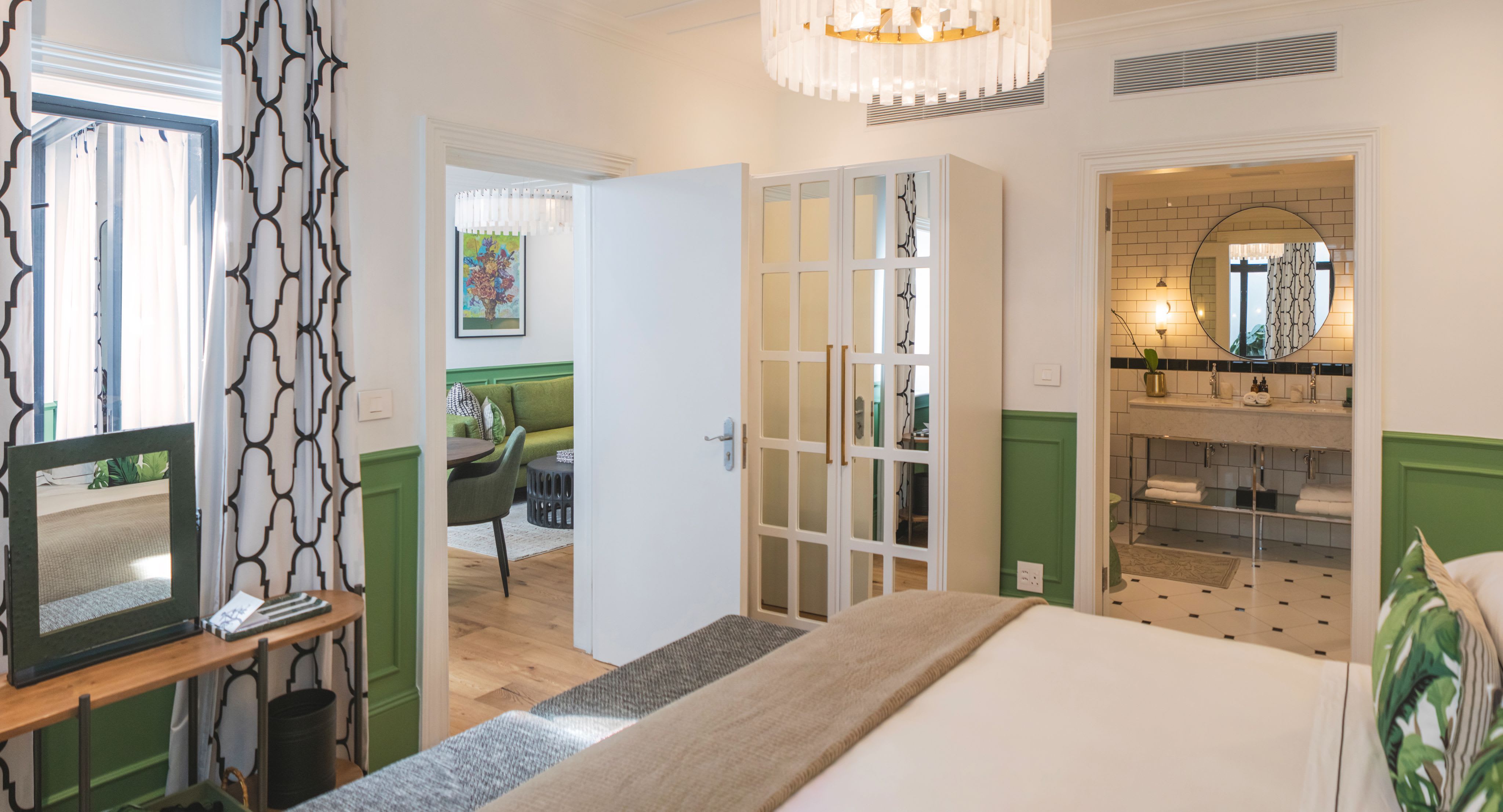 Cape Cadogan Family Stable Suite Bedroom