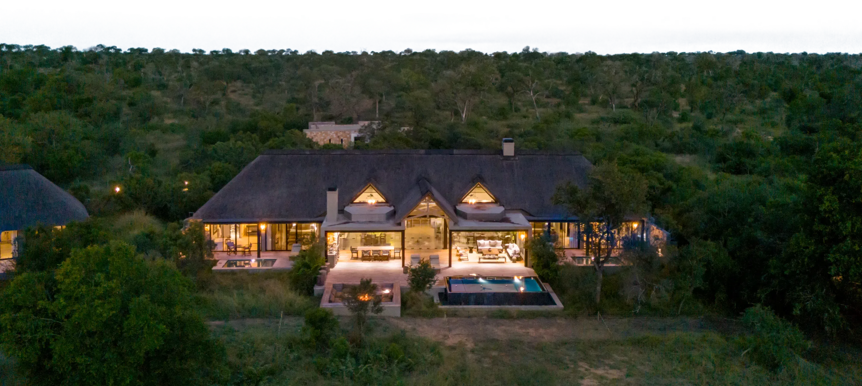 monwana-split-slider-img