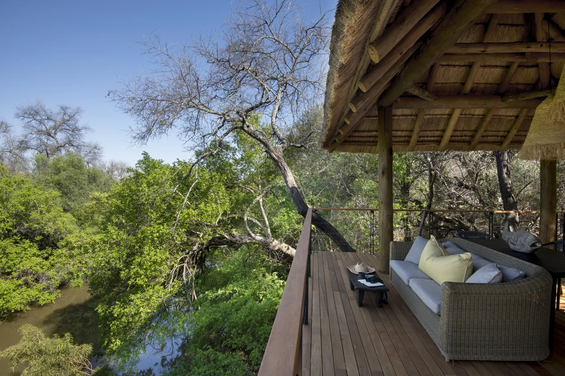 Fly to Morukuru - Your Private Safari Villa