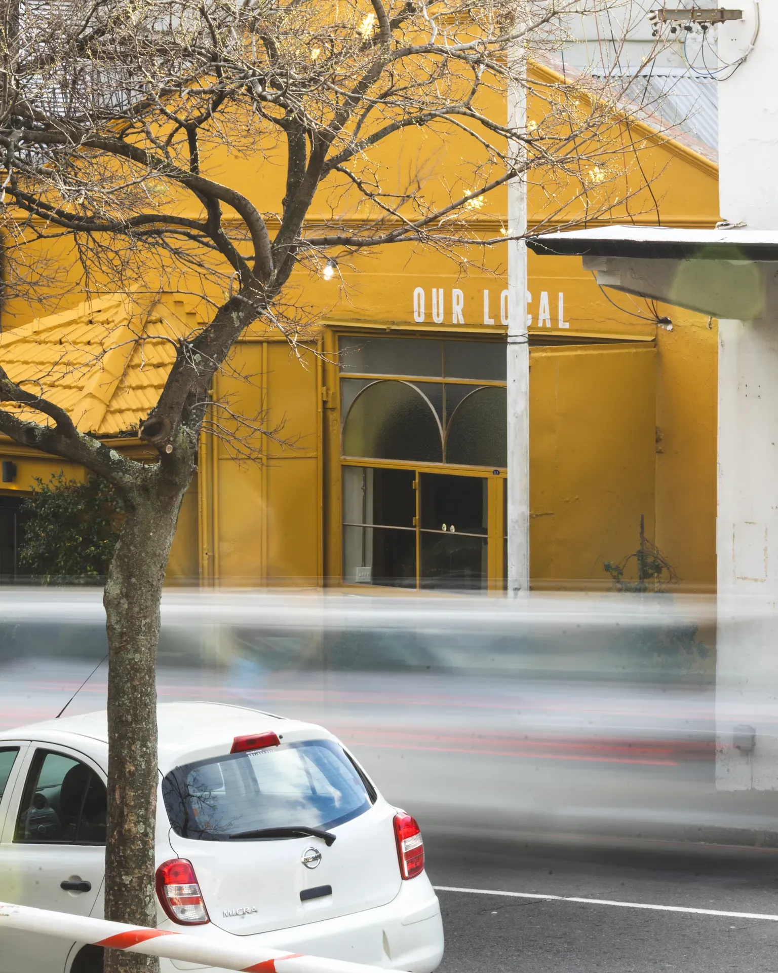 Main foreground image