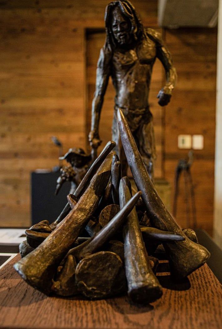 Artists Home - carousel 2