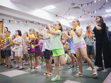 Стартовала вторая смена клуба «Каникулы в Молодежке»