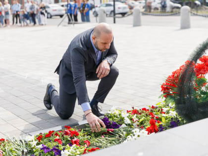 Руслан Заголовацкий принял участие в акции, посвящённой героям, отдавшим жизни за свободу и независимость нашей Родины