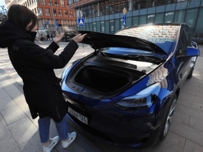 Почему многие страны отказываются от электрокаров — разбор эксперта