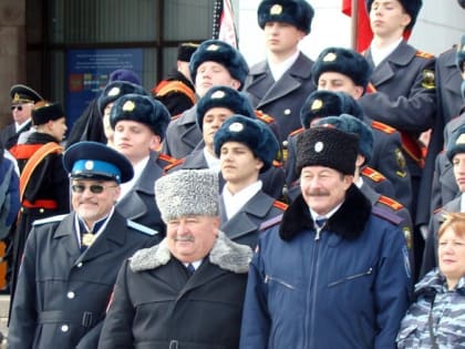 Пенсии силовиков почти вдвое выше, чем у гражданских лиц