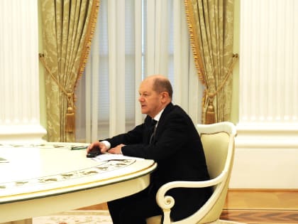 Стало известно о разногласиях между Бербок и Шольцем из-за санкций против России