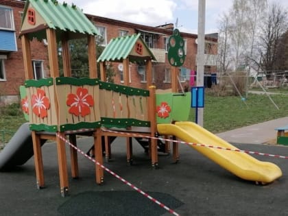 МБУ «Благоустройство» в Кашире продолжает текущий ремонт муниципальных площадок