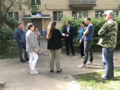 В Лобне председателю МКД вручили инвестпаспорт