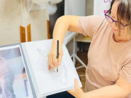 Мастер-класс по рисованию для пожилых участников проекта «Активное долголетие»