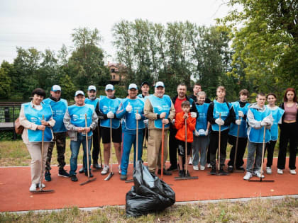 В минувшие выходные сотрудники администрации городского округа Лосино-Петровский и муниципальных учреждений провели первый этап акции «Вода России»