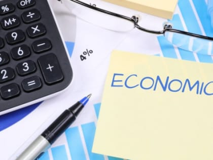 Решетников: Россия попала в топ-4 экономик мира благодаря работе правительства