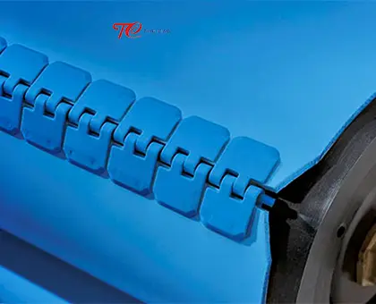 Nẹp nhựa xanh.
