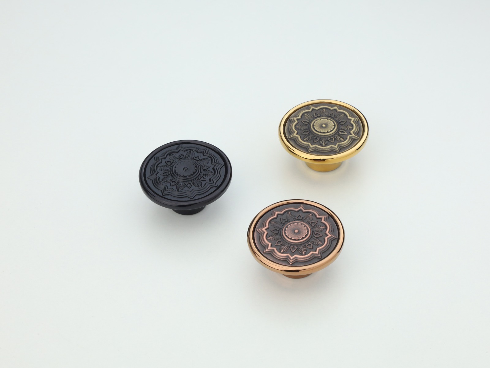 Decorative Floral Cabinet Knob — Hardware — SIDDHI