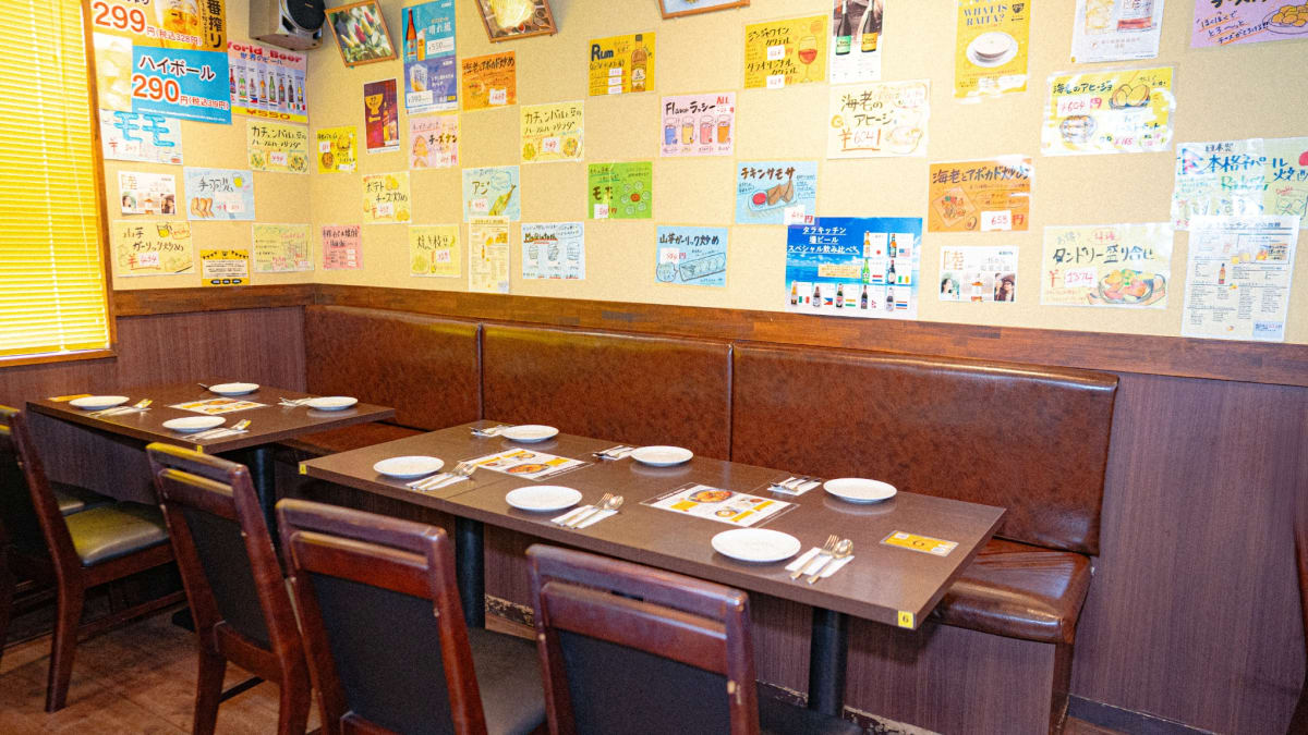 Higashi Nakano interior view 1