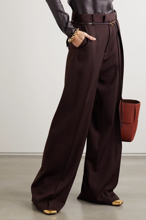 Brown Aesthetic Clothes: Brown adds something that no other colour will