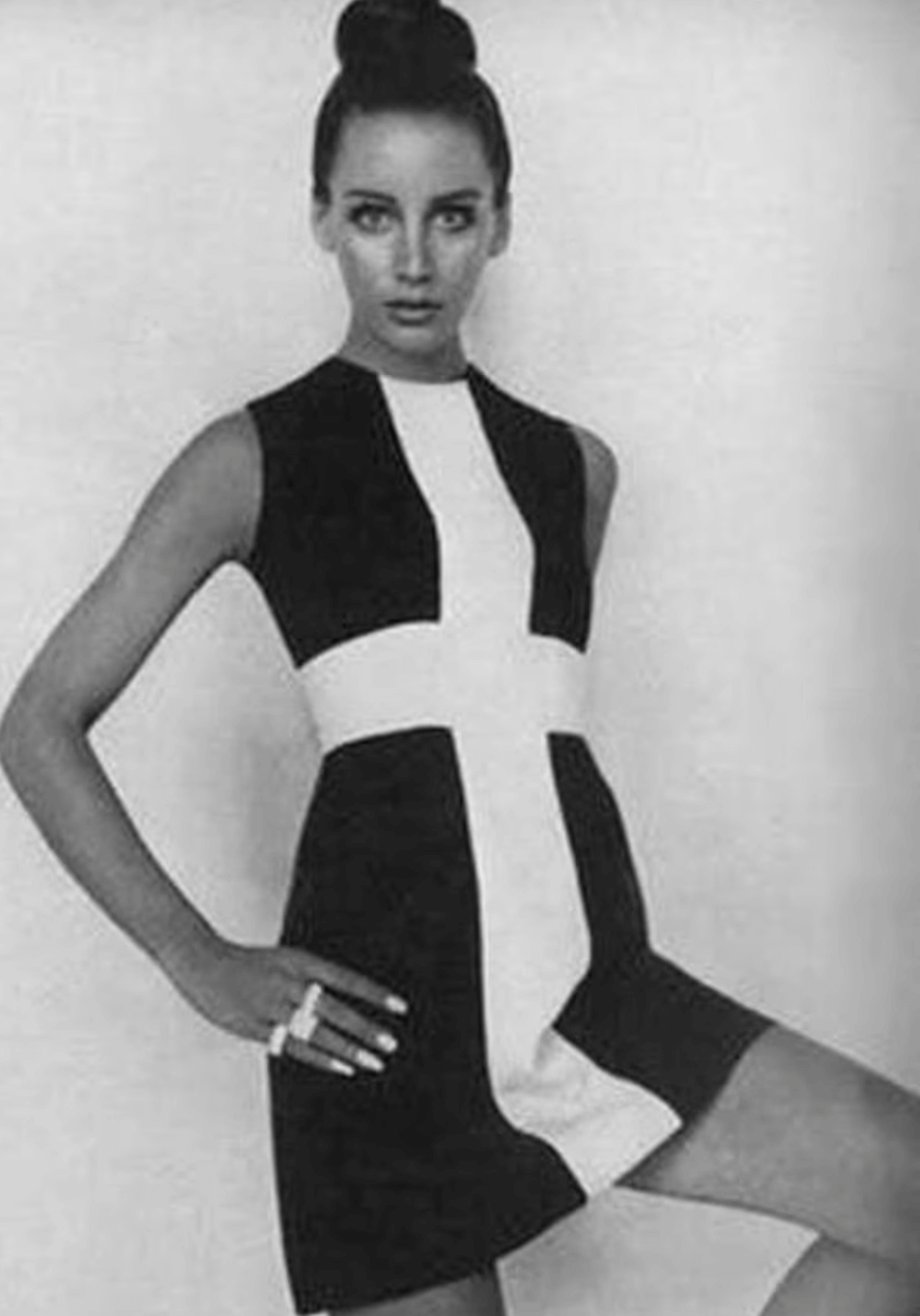 Black Dress Aesthetic: Styling a black dress aesthetically