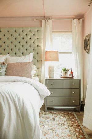 Aesthetic Pastel Colors for Your Room: Indie Inspo