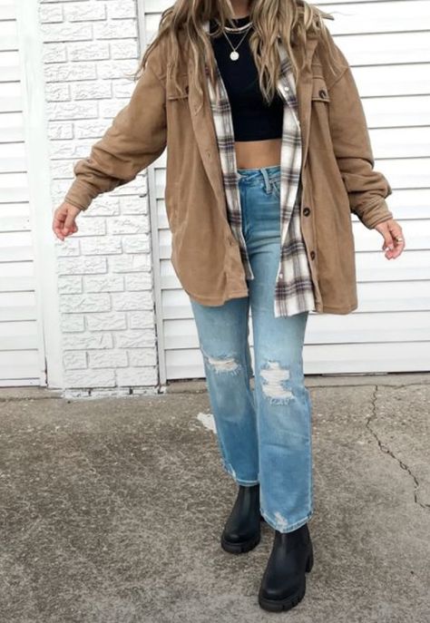 10+ Aesthetic Layered Outfits: How to Layer Cute Indie Outfits for ...