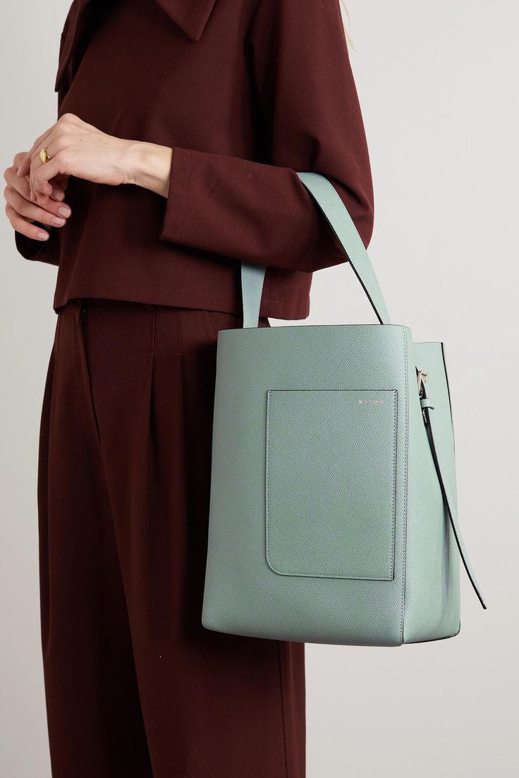 How to get the fall fashion aesthetic right
