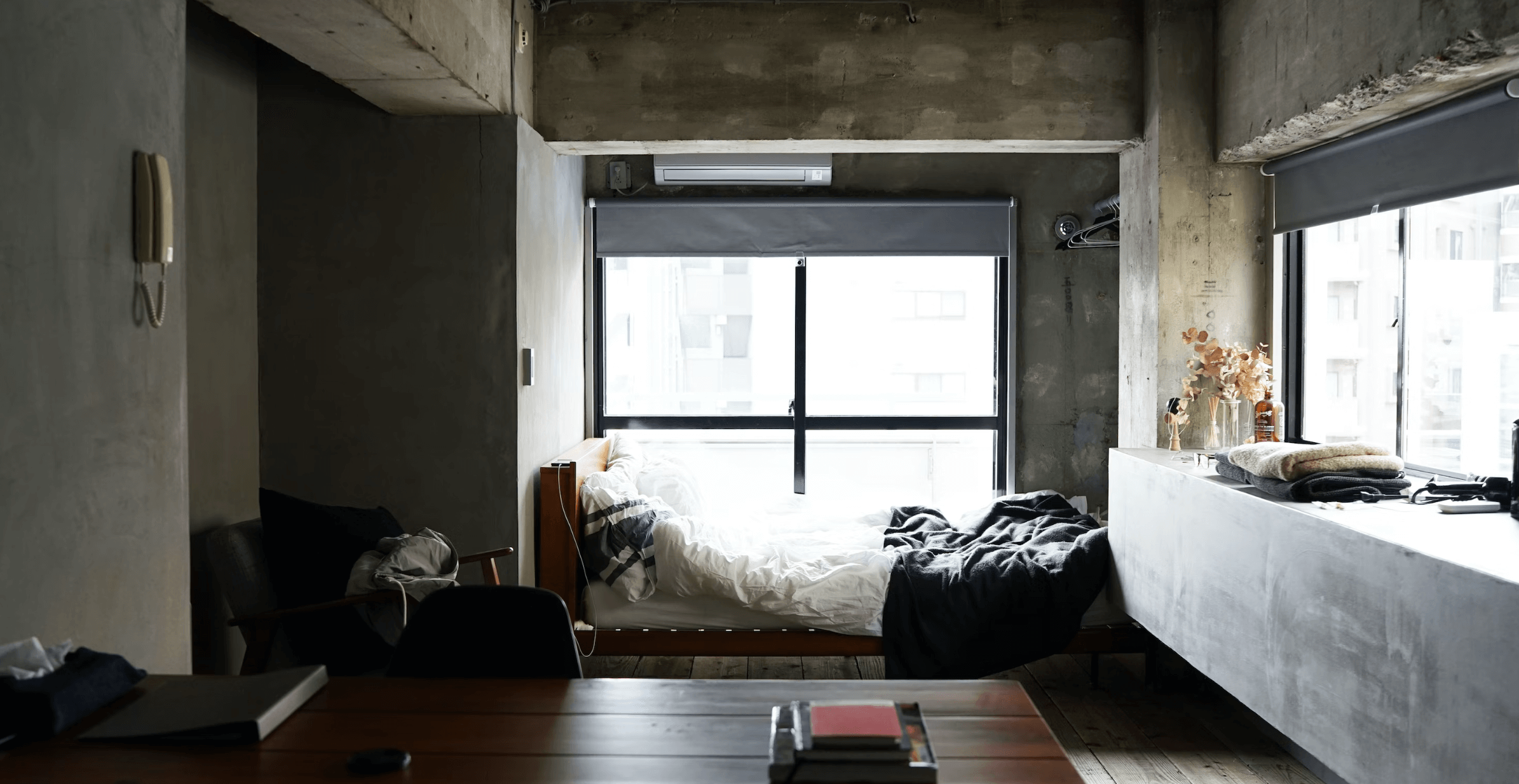 Modern Japanese apartment: Organic decor ideas and inspiration