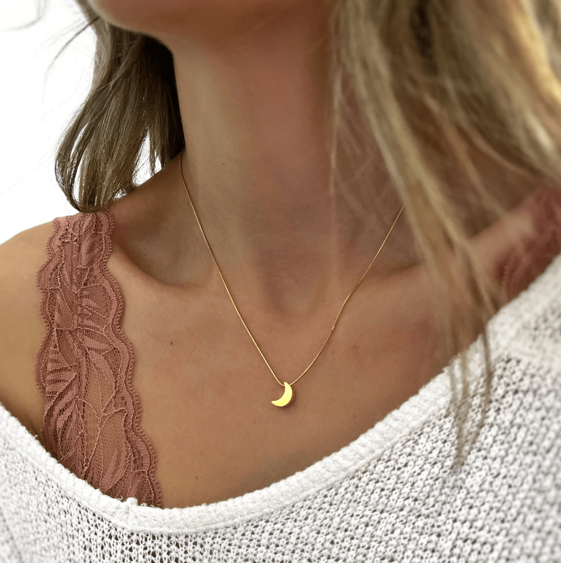 5+ witchy aesthetic clothing items that will make you look and feel powerful