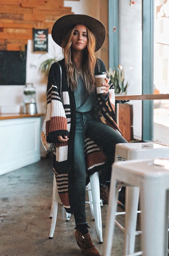 Green and Brown Aesthetic: Tons of aesthetic outfits in green and brown