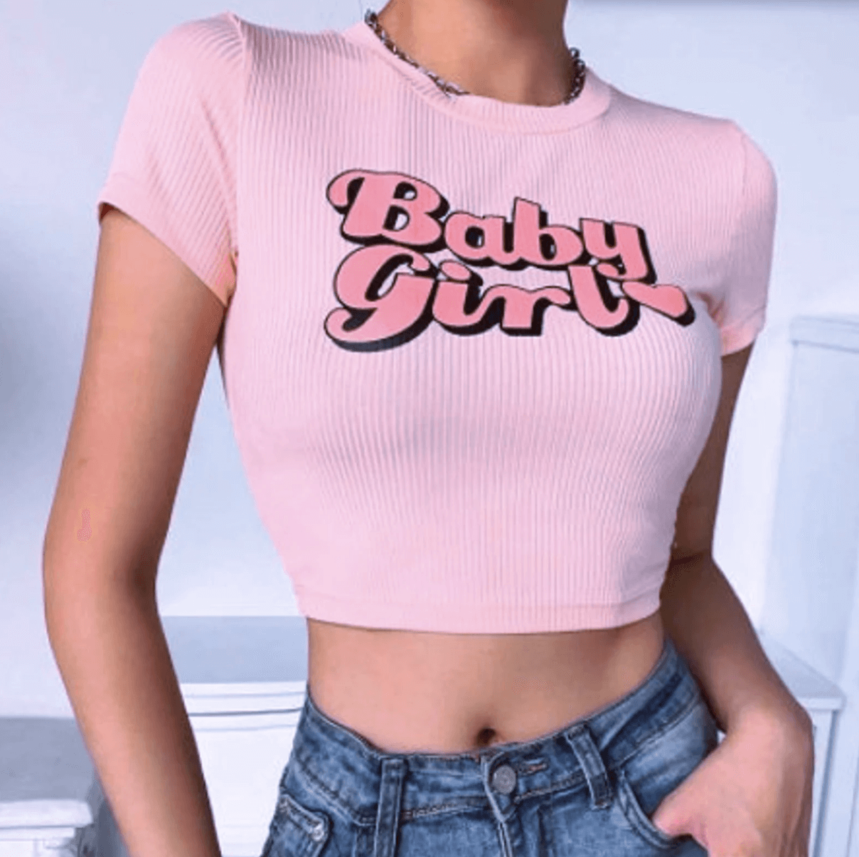 Bimbocore Aesthetic Guide & Inspo (25 Bimbo Outfits Inside)