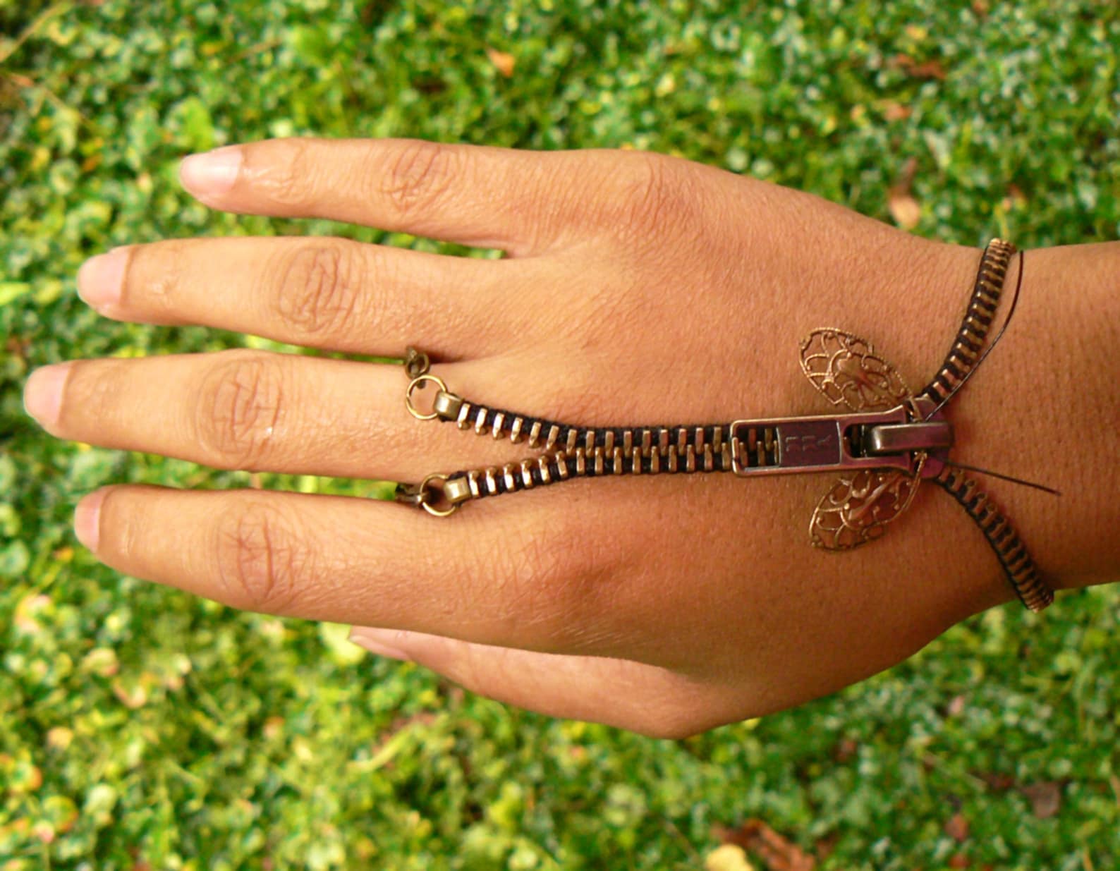 Wearable Steampunk: Aesthetic Inspo w/ Chunky Jewelry