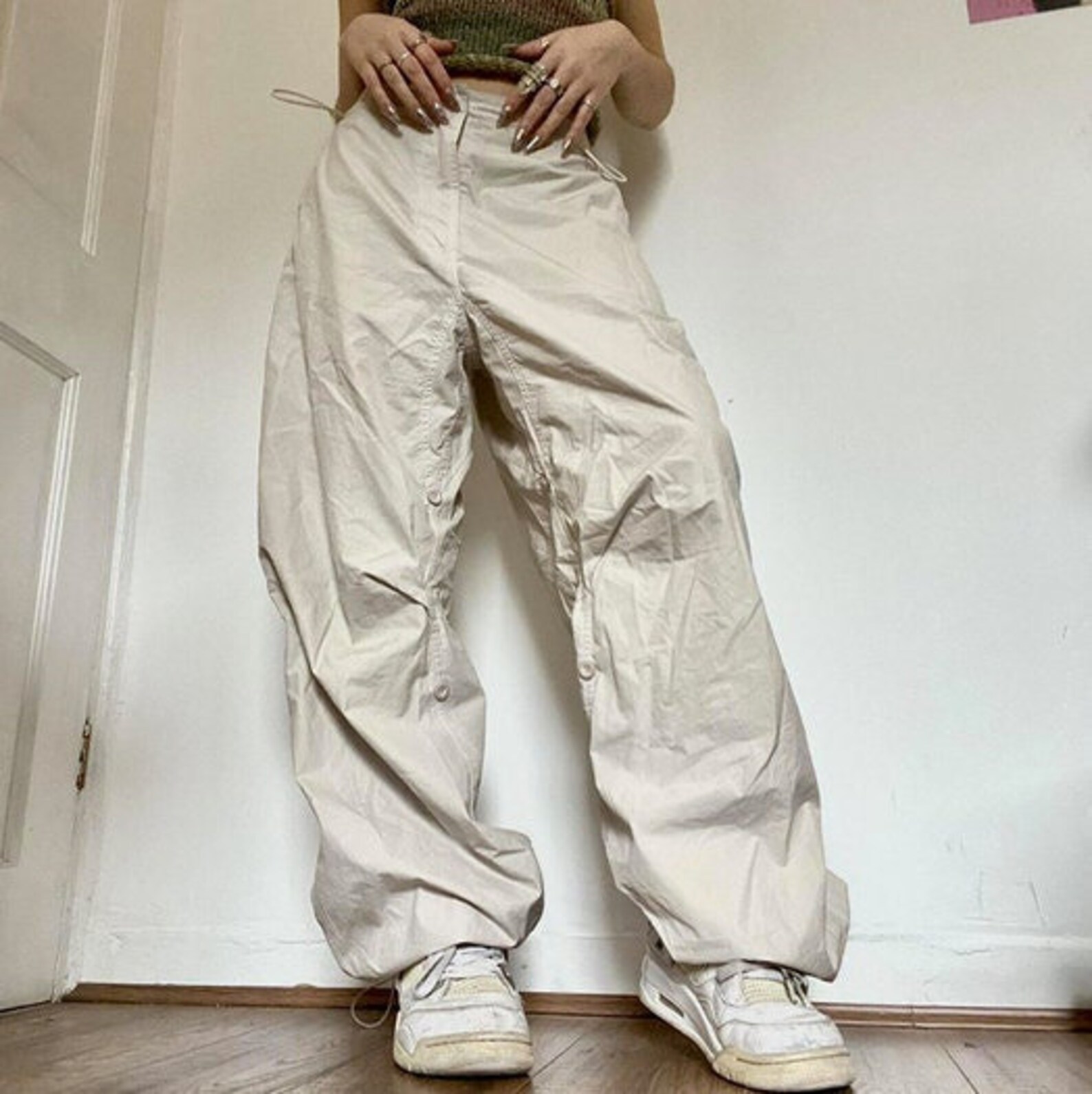 Y2K Outfits: Get Ready for Spring with These Aesthetic Clothes