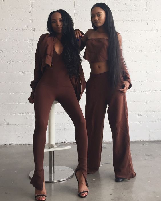 Nude aesthetic clothes to transition into spring 2023