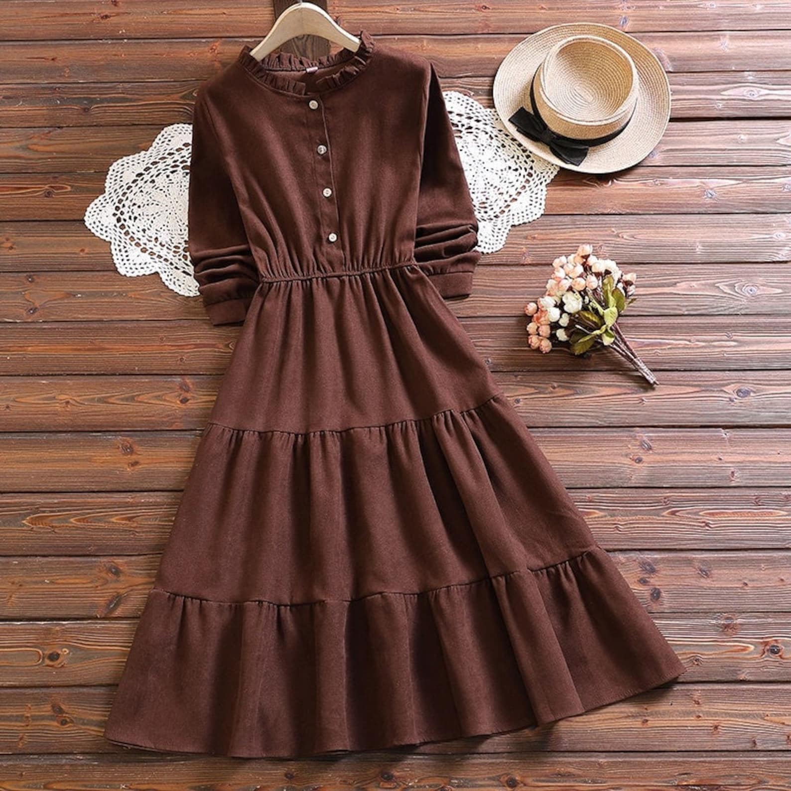 Nude aesthetic clothes to transition into spring 2023