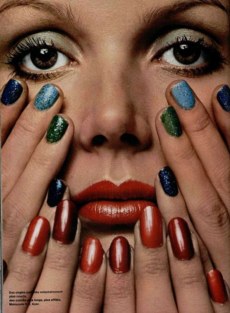 Nostalgic and Trendy: Aesthetic Retro Nails