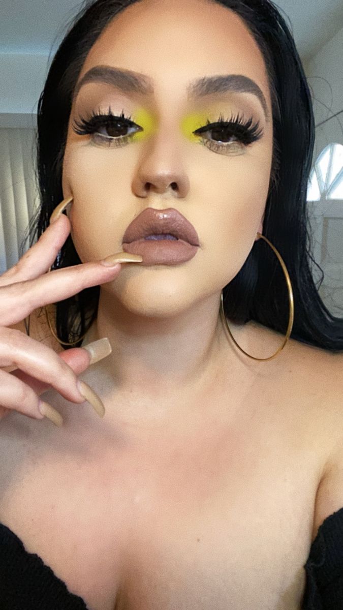 Inspo: Rock a Neon Green Eyeshadow Look | IndieYesPls